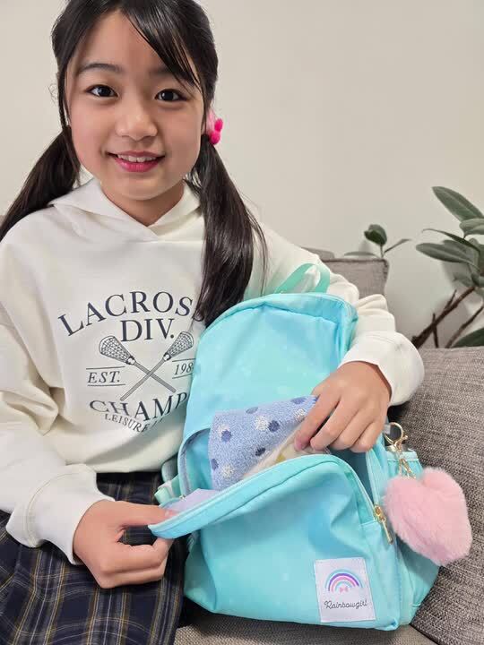 楽天市場】【レビューで防犯ブザープレゼント】キッズ リュック 女の子 小学生 女子 キッズリュック デイパック 小学校 遠足リュック 学童リュック  A4フラットァイル チェストベルト 通学 学童 塾 パステル グラデ 可愛い おしゃれ ハート パープル ハミング : 通学 