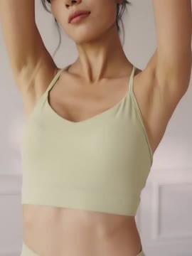 美品！ヨサウェアYOSA 2L（L L）上下（胸パッドなし） 胸パッド付きの女性用ヨガウェア、高伸縮性と速乾性のスポーツ