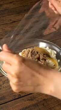 吉野家120g28袋セット Amazon.co.jp: 吉野家 新仕様 牛丼の具 28袋セット (牛丼 120g