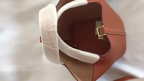 楽天市場】送料無料 本革 牛革 レディースバッグ キューブバッグ