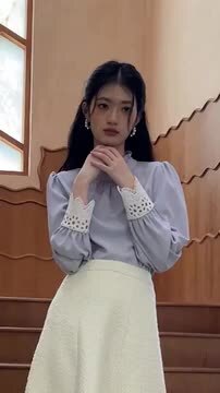 【SEE BY CHLOE】レパード柄 フリル付き スタンドカラー ブルゾン スタンドカラーフリルショート丈ブルゾンsdp0171 カーキ – [公式