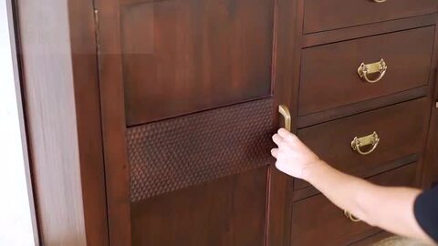 高級♦️ラタン　サイドボード♦️アジアン収納♦️ローチェスト♦️三重県 引き取り 配達可 アジアン キャビネット アジアン家具 チェスト サイドボード 脚