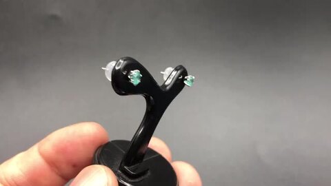 Pt900 グランディディエライト スタッドピアス 楽天市場】天然・非加熱