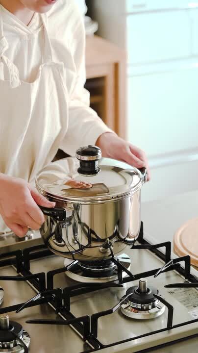 宮崎製作所 十得鍋セット ソースポット18・20cm・兼用蓋 Amazon.co.jp