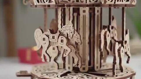 171 ブローチシリーズユニコーンのメリーゴーランド✨ 171 ブローチシリーズユニコーンのメリーゴーランド✨