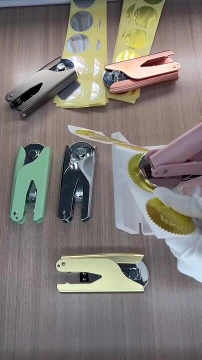 【エンボッサー】大人気 オーダーメイド ハンドメイド ラッピング 高級感 2025年最新】エンボッサー オリジナルの人気アイテム - メルカリ