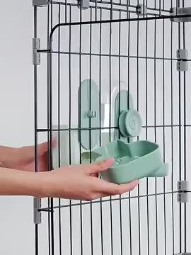 Amazon | HeGeed 犬 猫 水飲み器 ペット給水器 犬 猫自動給水器 ケージ 取付型 水飲み ペットボトル 使用可能 ウォーターボトル  食器 うさぎ 中小型犬用 軽量 便利 健康 衛生 防ぐ 転倒防止イヌ ネコ お留守番対策 ペットグッズ ペット用品 (ココア)ボトルなし | 