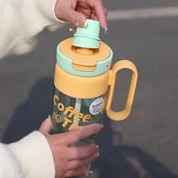 グリーン 水筒 直飲み ストロー飲み 850ml スポーツ ボトル 楽天市場】水筒 水筒ストロー付 850ML 配色 ウォーターボトル 直