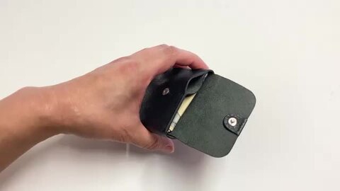 1*1様 kaoyorinakami ジップウォレット　ブラック　カオナカ TAKEO KIKUCHI タケオキクチ 二つ折り財布 財布 クォーター 純札