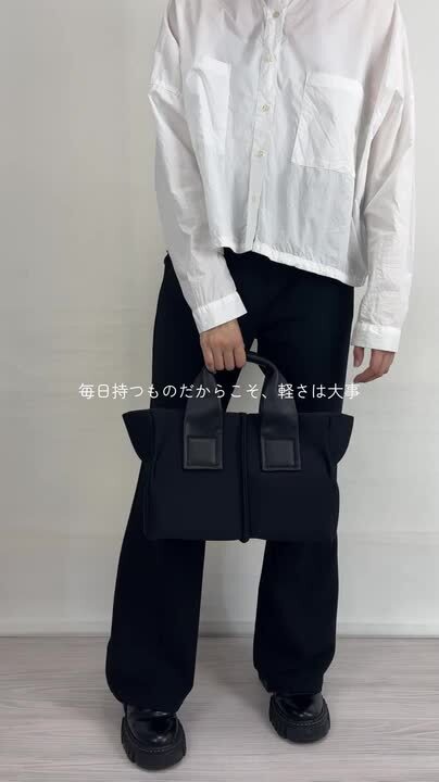 ✴︎値下げしました✴︎kawae ボタニカルトートバッグ　ブラック トカゲ 刺繍 バッグ ミニトートバッグ トートバッグ グッズ