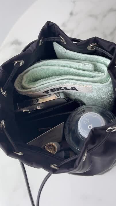 PRADA ブラック ドローストリングポーチ 楽天市場】PRADA プラダ ポーチ 1NK001 2HG6 レディース Re