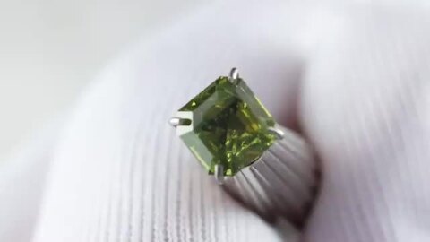 衝撃価格 非加熱 大粒1.51ctブリーシュグリーンサファイア 新品 サファイア（非加熱）グリーン | ADAMAS Gems