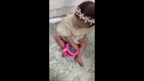 新品未使用 ビジュー付き ヘアバンド ピンクベージュ ヘアバンド ベビー ヘアアクセ ヘアアクセサリー オーガニック