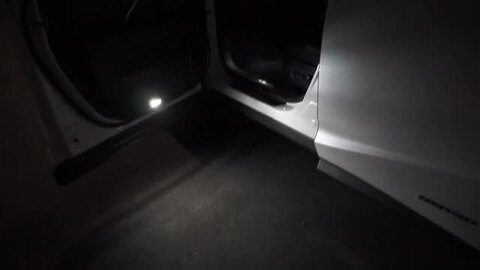 楽天市場】LEDカーテシランプ 4個1セットレクサスRX450/350 楽天市場】LEDカーテシランプ 4個1セットレクサスRX450/350