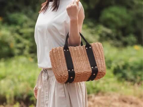 極美品✨ アルファジル　かごバッグ　ビーズ　ハンドバッグ　巾着　茶 極美品✨ アルファジル かごバッグ ビーズ ハンドバッグ 巾着 茶
