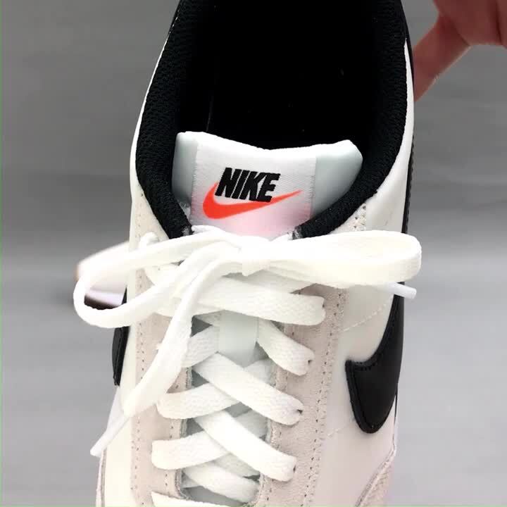 新品！未使用！NIKE (ナイキ) バスパン　メンフィス大学　海外限定 新品！未使用！NIKE (ナイキ) バスパン メンフィス大学 海外限定