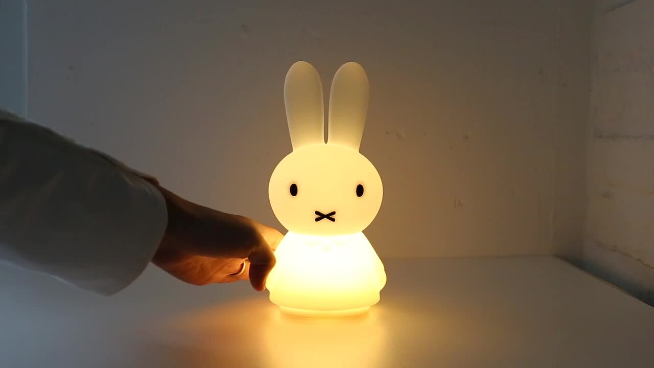 ミッフィーさま Miffy Shines ミッフィー LED 赤ちゃん 授乳ライト 充電式