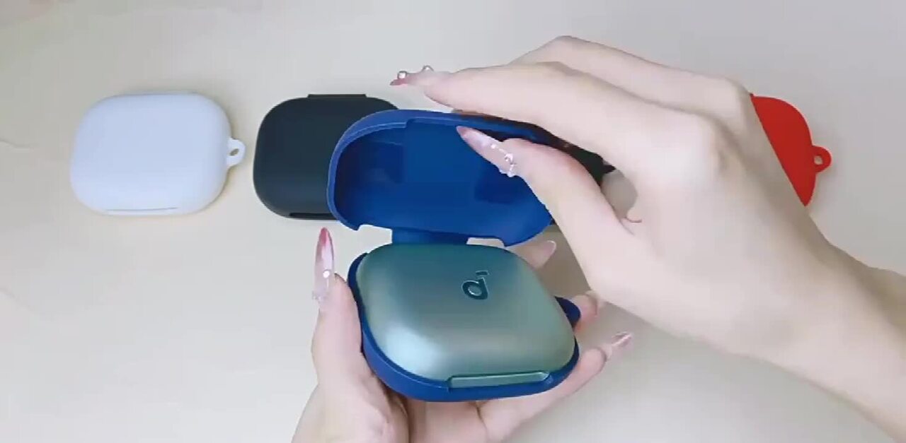 楽天市場】Anker Soundcore AeroFit 2 ケース 柔軟性のある