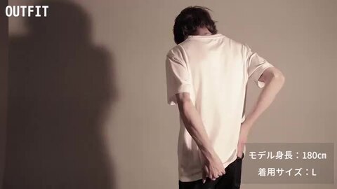 FILA★新商品★UNI_軽量ストレッチグラフィック半袖T_3色 fh7870_page2_09.jpg