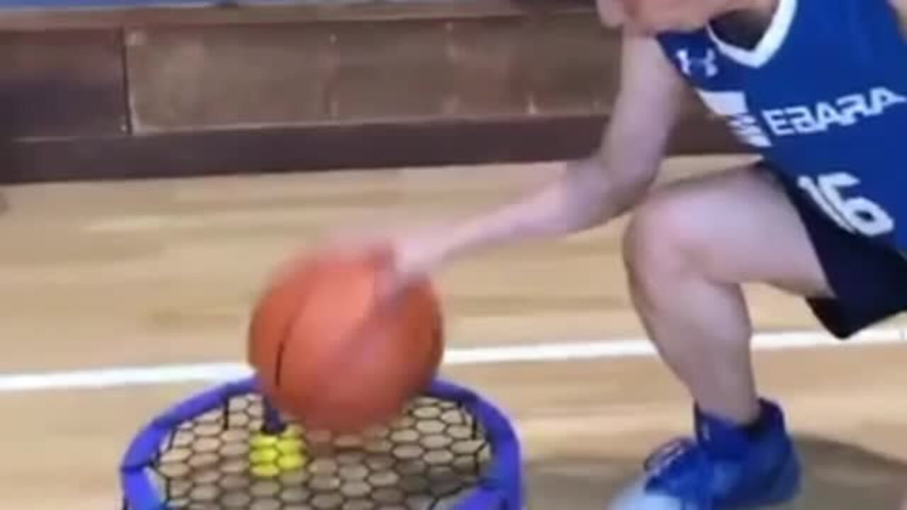 エアドリブル❗️ Air 多く Dribble❗️