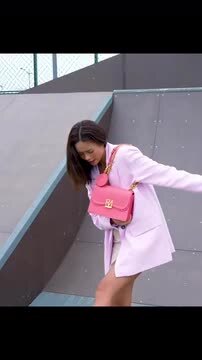 台湾 ROBINMAY Elly エリー ボックス クロスボディバッグ C380 台湾 ROBINMAY Elly エリー ボックス クロスボディバッグ C380