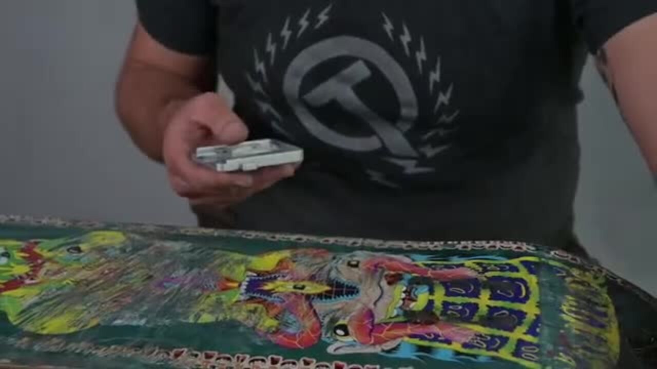 デッキ、トラックセット QWIK TRUKS クイックトラックス パーツ PACK A（1 DECK ＆ 2SET