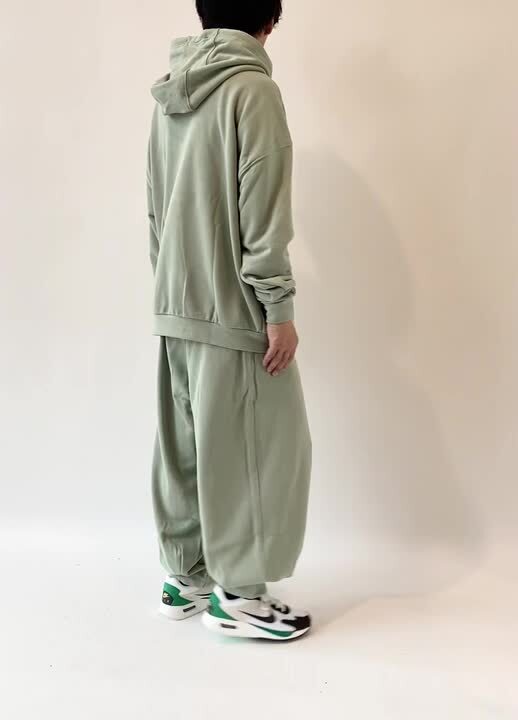楽天市場】☆10%OFFクーポン発行中！【SALE】ナイキ スウェット