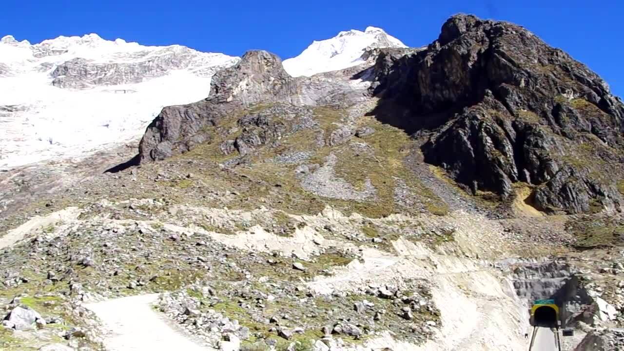 自転車世界一周の旅 世界で最も高いペルー ワスカラン国立公園 でアンデス山脈をチャリダーが駆ける 動画あり たびこふれ