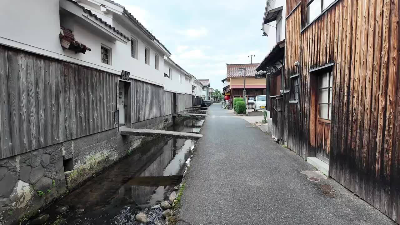 鳥取県】倉吉「白壁土蔵群」の町歩きが心落ちつく理由 | たびこふれ