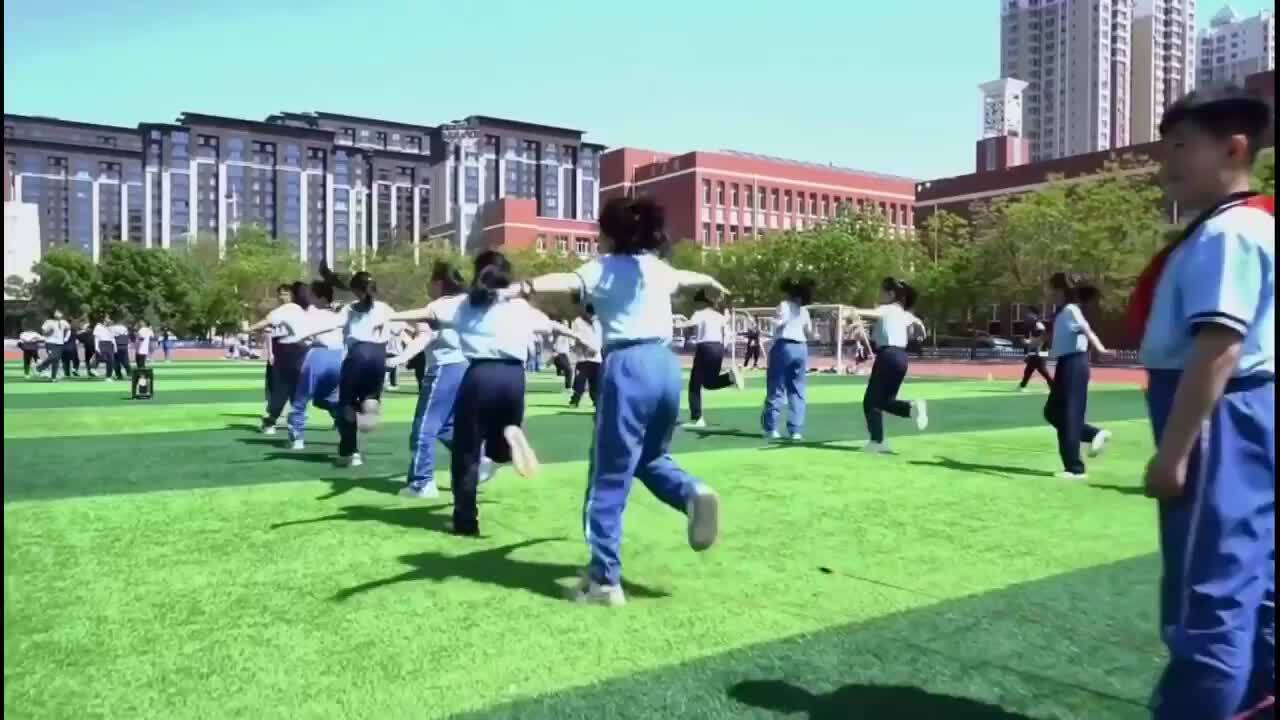 中国中学生 レイプ 動画：昔ながらの遊びを課外活動に導入 中国内モンゴル自治区 写真1枚 国際ニュース：AFPBB News