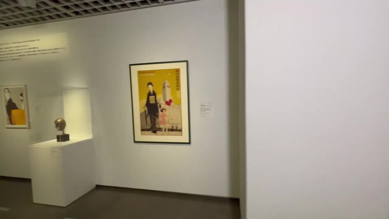 話したくなる展覧会「TRIO」美の三都物語 - 日本経済新聞