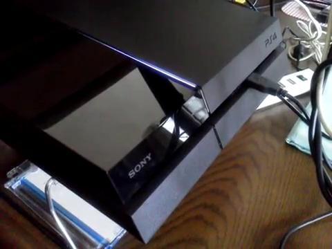 PS4 CUHJ-10007 グラセフエディション　ソフト付き Amazon.co.jp: グランド・セフト・オートV:プレミアム