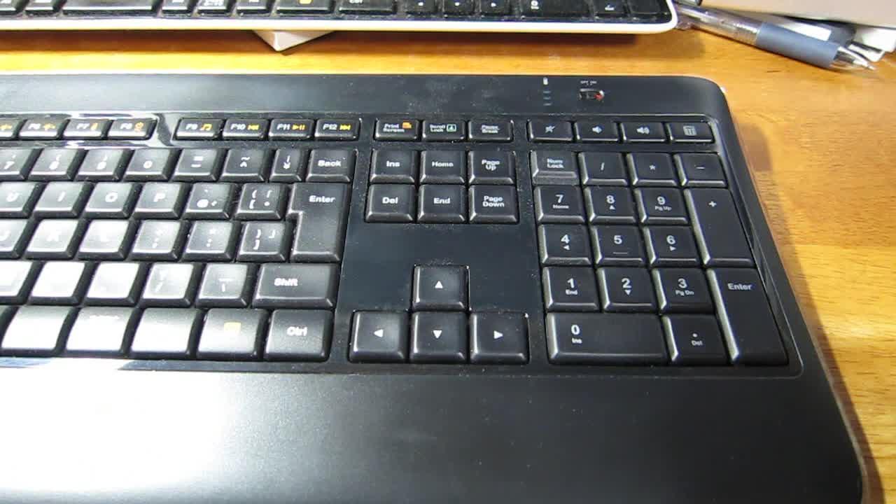 ロジクール Wireless Illuminated Keyboard K800t [ブラック] 投稿動画