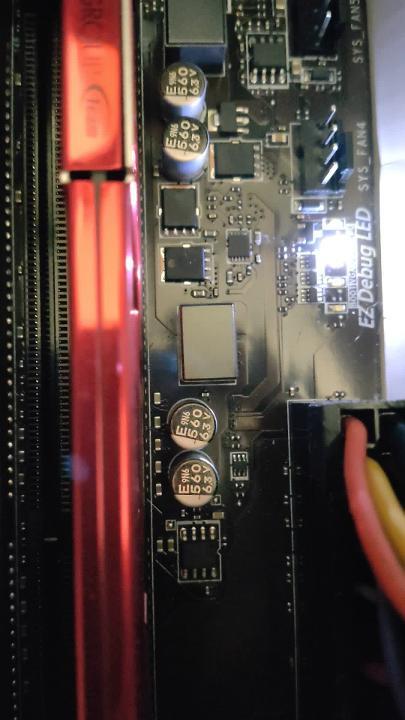 価格.com - 『EZ Debug LEDの表示』MSI Z390-A PRO terurin!さん の