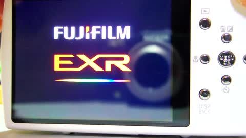 富士フイルム FinePix Z2000EXR [ホワイト] 投稿動画 - 価格.com