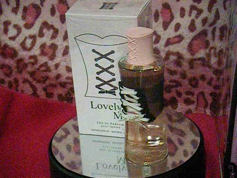 ハニーハニーラブリーミー EDP 100ml 香水 Amazon | ハニー