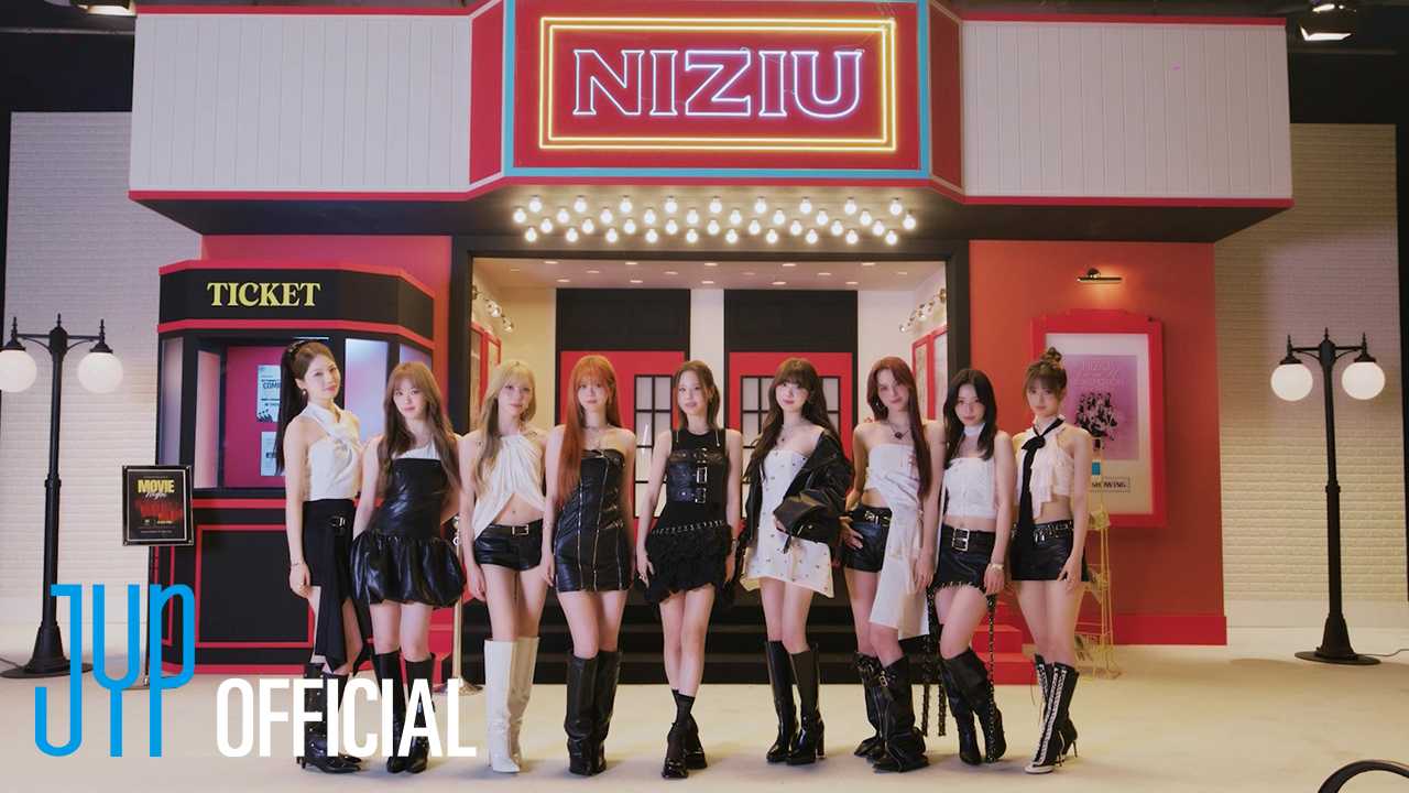 8月28日　NiziU  大人2 連番　 NiziU Live with U 2026 “NEW EvoNUtion”