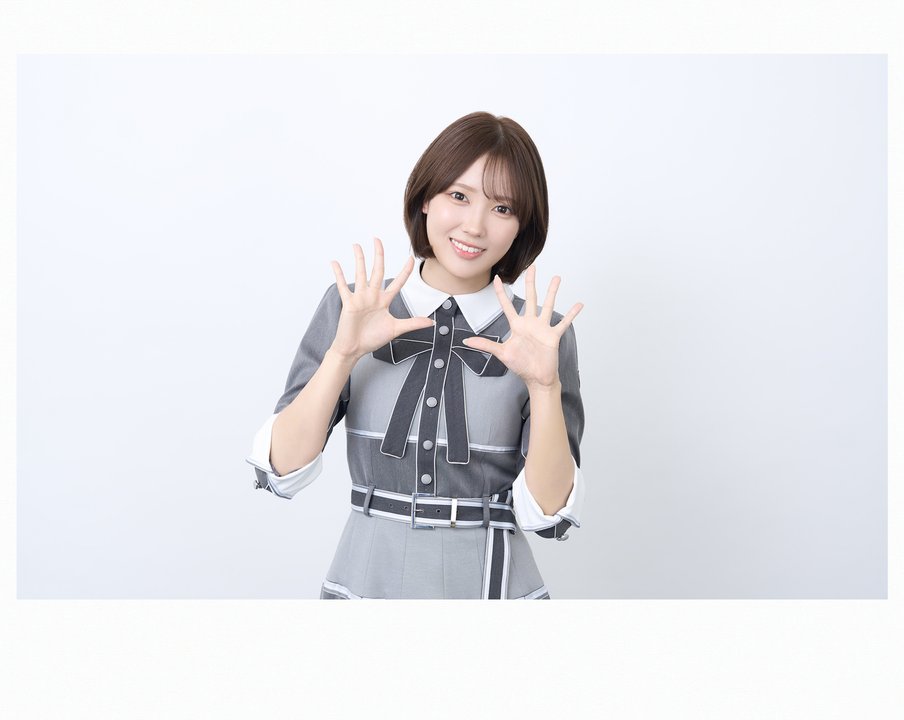 グリーティング | 日向坂46公式サイト