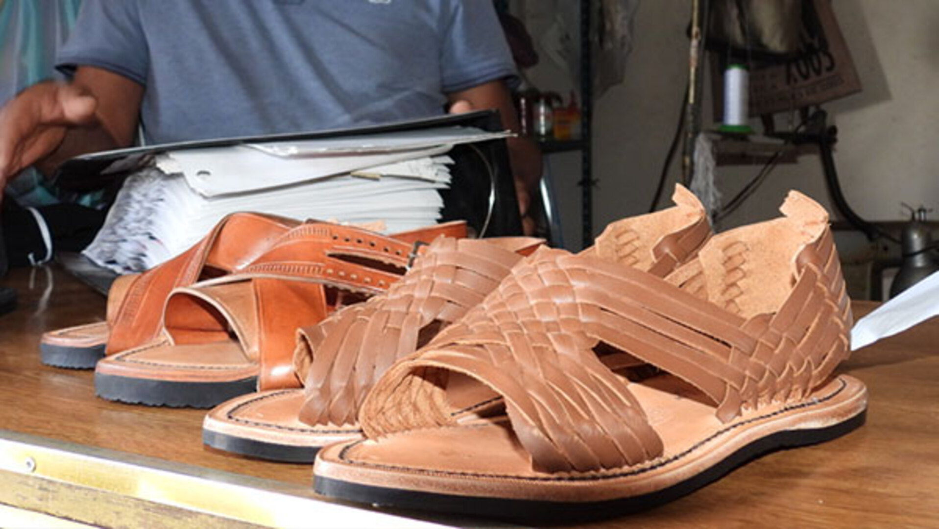 アディダス「盗作」批判で謝罪 文化の知財大国メキシコの覚醒 - 日本