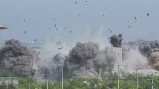 北朝鮮、開城と金剛山に軍展開へ 韓国の特使派遣拒否 - 日本経済新聞