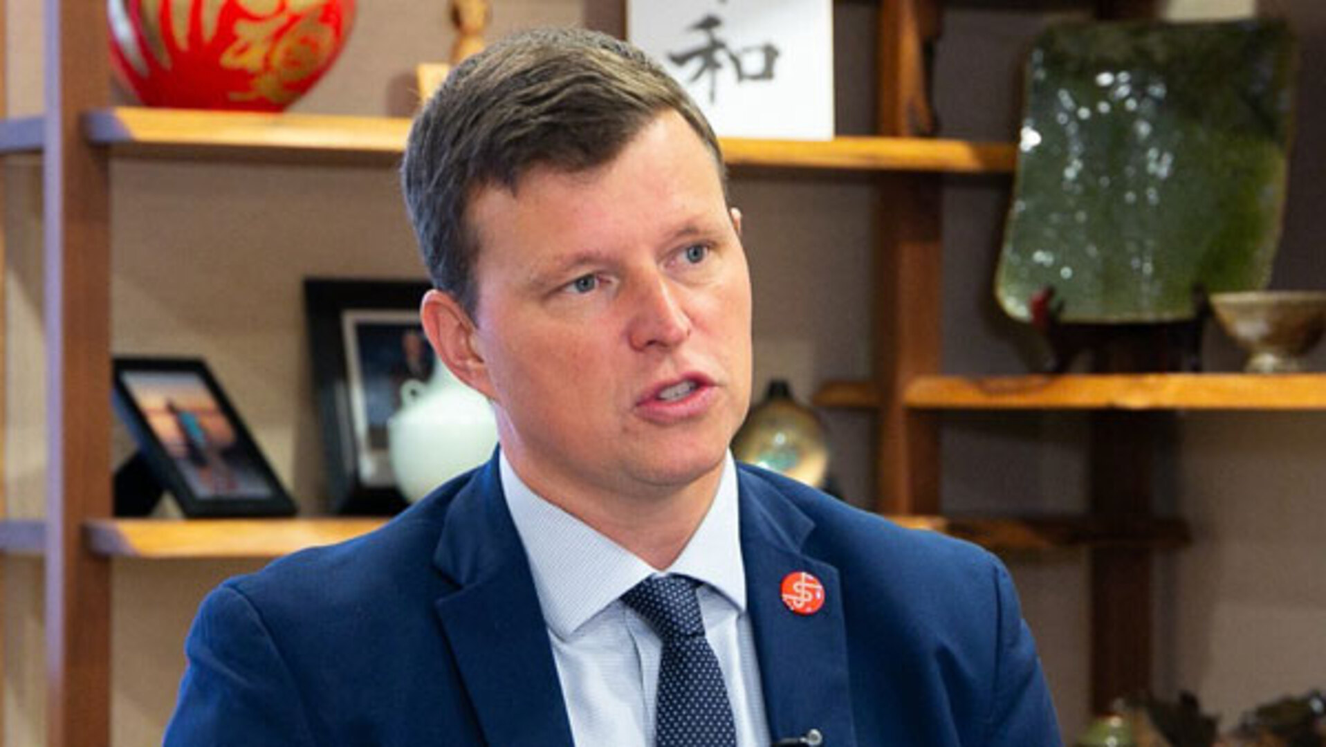 高市首相は自由貿易の再生を ジャパン・ソサエティー理事長ウォーカー