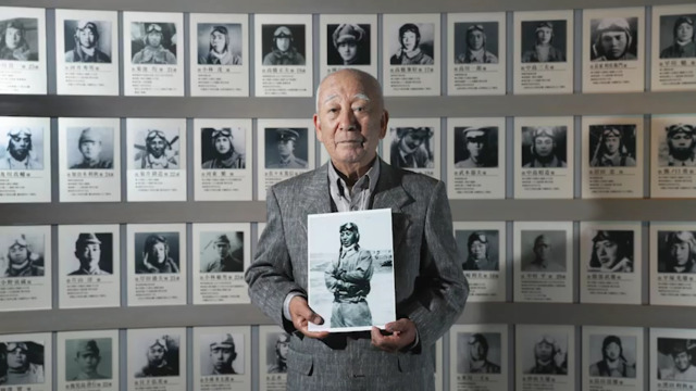 KAMIKAZE」の実像、世界に 特攻隊員の苦悩伝える - 日本経済新聞