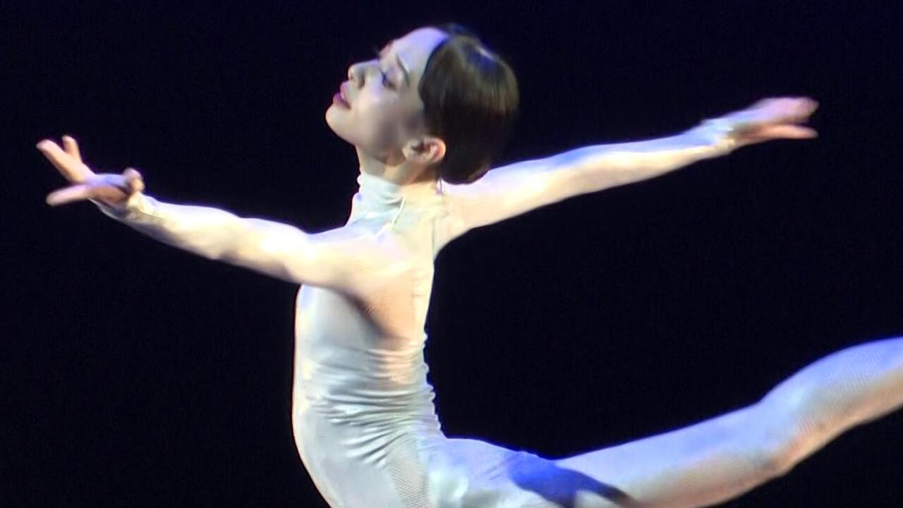 バレエ女子12歳 バレエ界の権威“ブノワ賞”ノミネートの秋山瑛さんが「かぐや姫」披露―受賞逃すも殿堂ボリショイ劇場の観客称賛! 単独インタビューに「まさかここで踊れるとは」