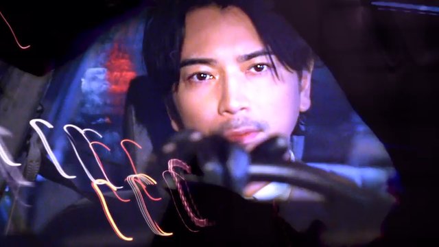 松本潤、アクアスキュータムのトレンチコートアンバサダーに｜THE