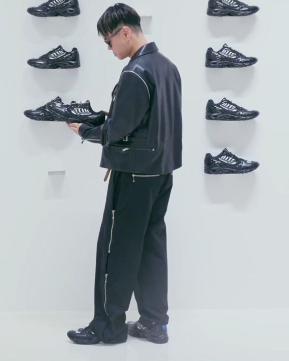 SBTG (サボタージュ)』 との、初コラボレーションモデルが登場｜MIZUNO