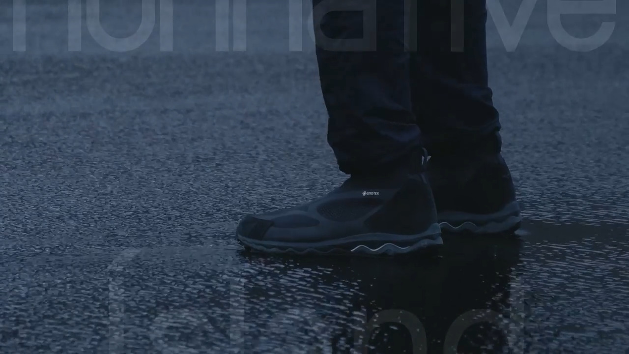 nonnativeとのコラボレーション、WAVE MUJIN TL MID GTX nonnativeの第