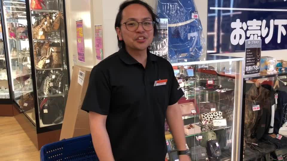 Book Off Plus 各務原インター店 004 のアルバイト パートの求人情報 No 株式会社アダチムセン Bookoff 販売 古本