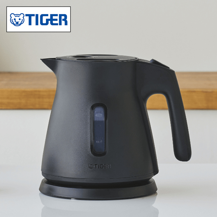 送料無料！ 希少！！タイガーマスク 実機 タイガー魔法瓶 その他調理家電 電気ケトル 0.8リットル