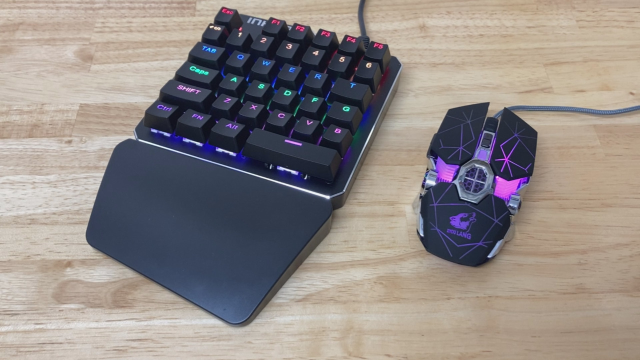 メカニカル式キーボード(青軸)レイザーマウスとコンバーター 楽天市場】【買い物マラソン期間P10】ゲーム2点セット 青軸片手