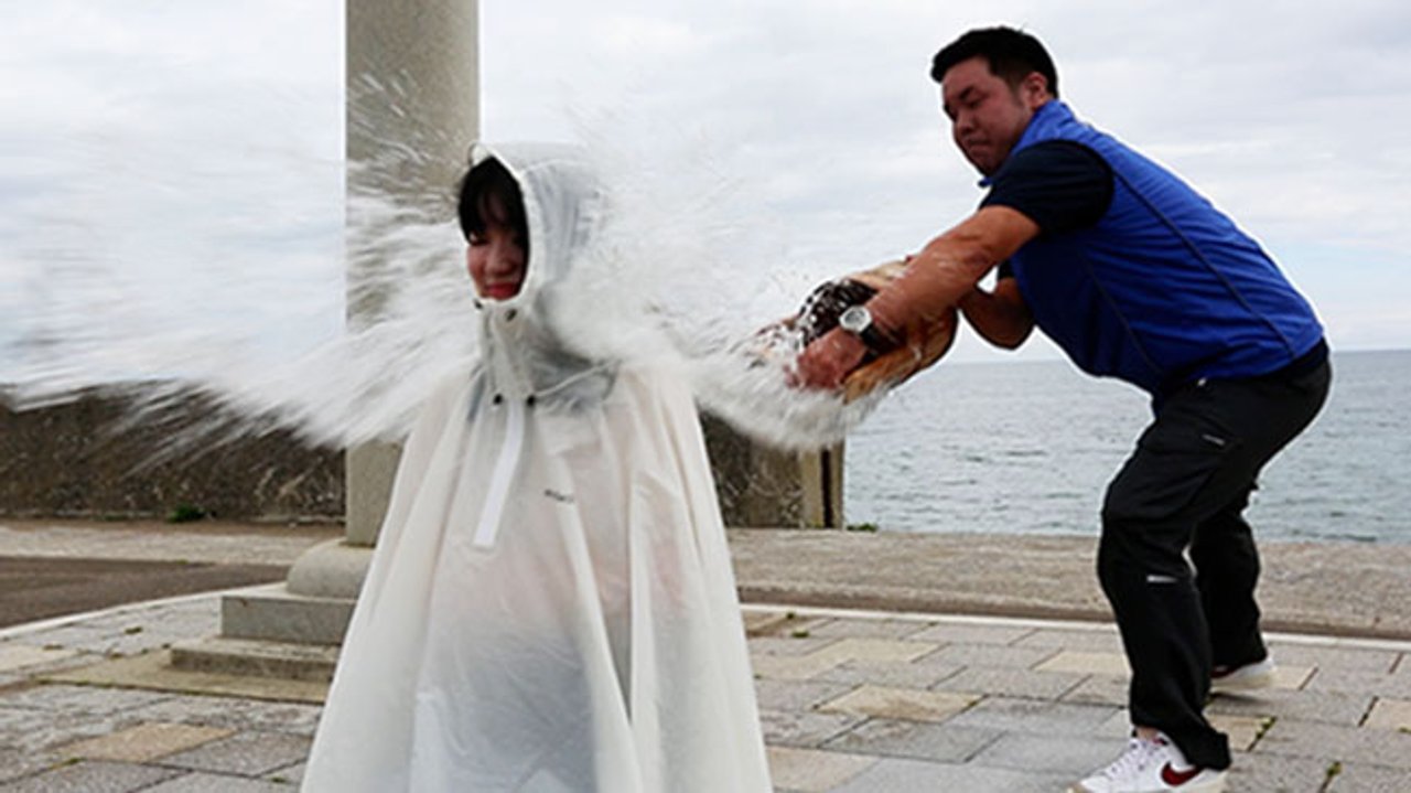 道南の夏を楽しむ〉木古内でみそぎ体験（動画）：北海道新聞デジタル